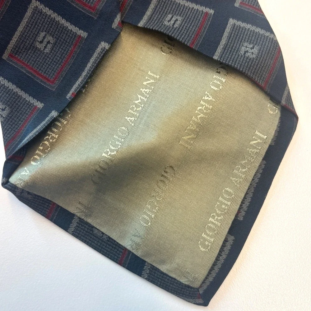 Vtg 90s Giorgio Armani Collezioni Tie 100% Silk Wide Navy Diamond Made in Italy